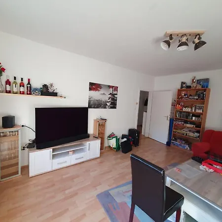 All-in-suites 1, Vollausgestattete 60qm, 5min Vom Hbf, U-bahn Zur Messe, 95